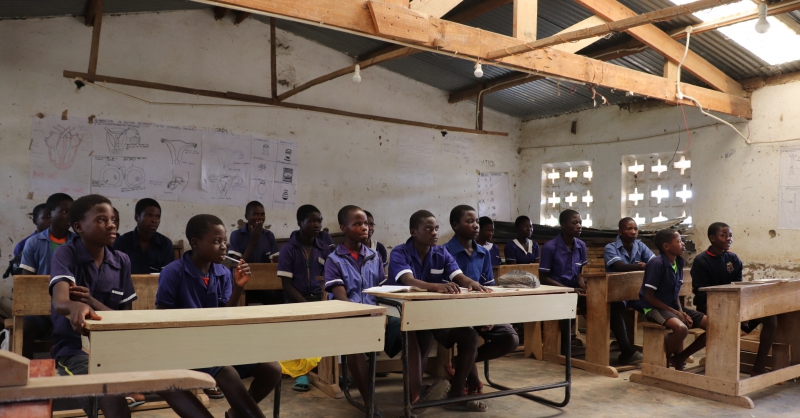 Twee klaslokalen en een verschoningsruimte voor meisjes dankzij World Servants